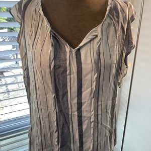 Size Large Black & Cream Como Vintage Short Sleeve Blouse